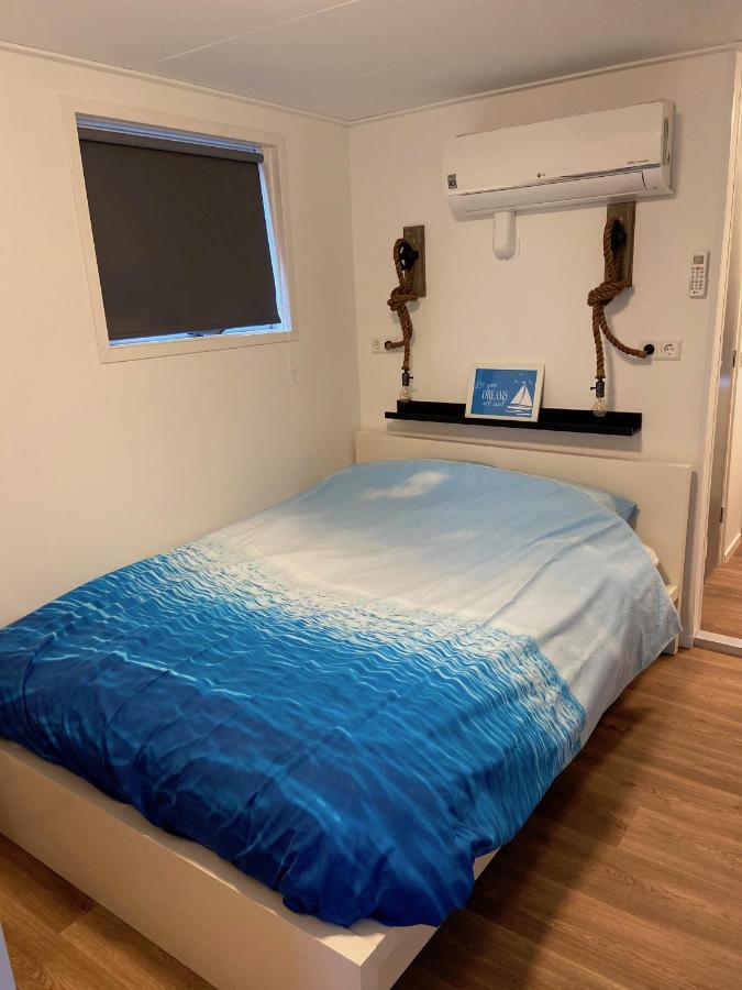 Bed & Breakfast อัลส์เมียร์ ภายนอก รูปภาพ